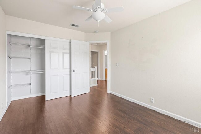 Building Photo - 1734 Zinfandel Dr