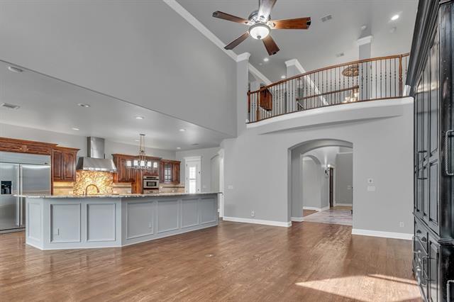 Building Photo - 3705 Falcon Dr