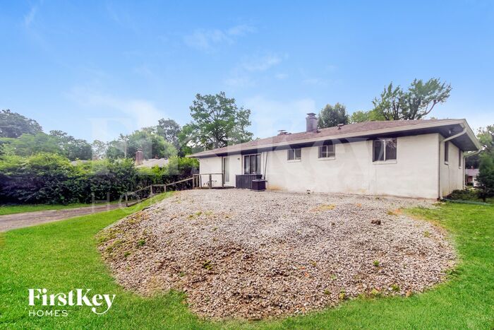 Building Photo - 3342 Busy Bee Ln