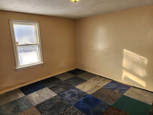 Building Photo - 191 Wilder St