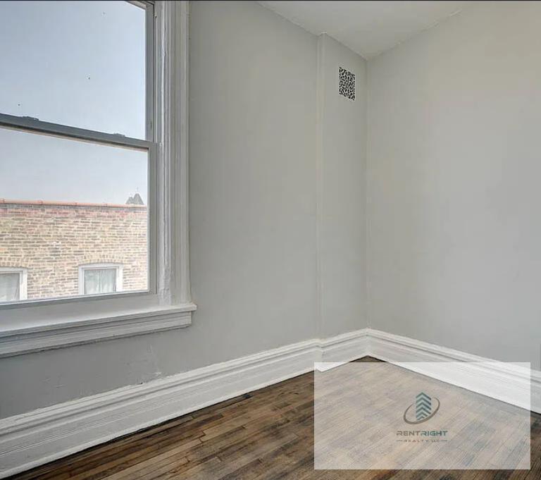 Building Photo - 2926 S Wallace St