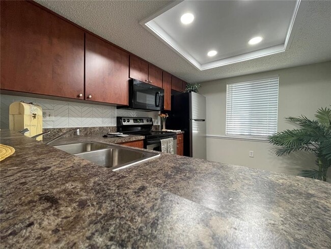 Building Photo - 112 Palmetto Ct