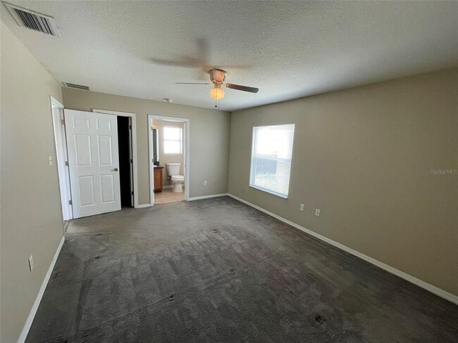 Building Photo - 1090 Park Central Cir