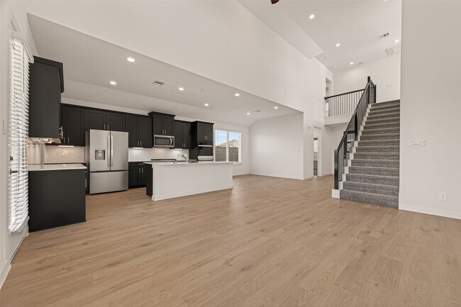 Building Photo - 2819 Red Rosehip Dr