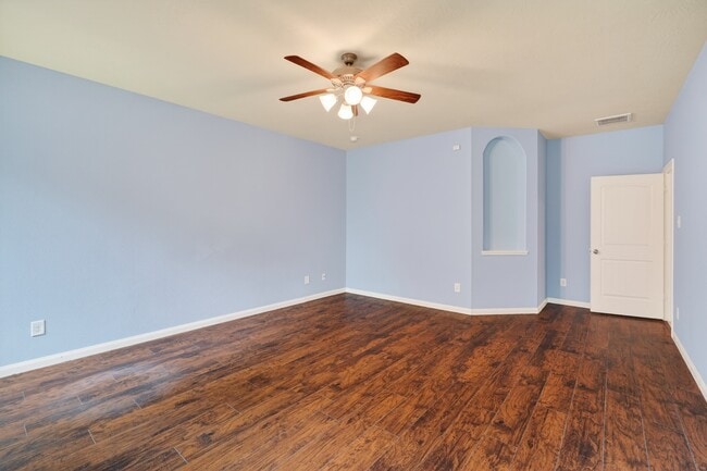 Building Photo - 12027 Rockridge Falls Dr