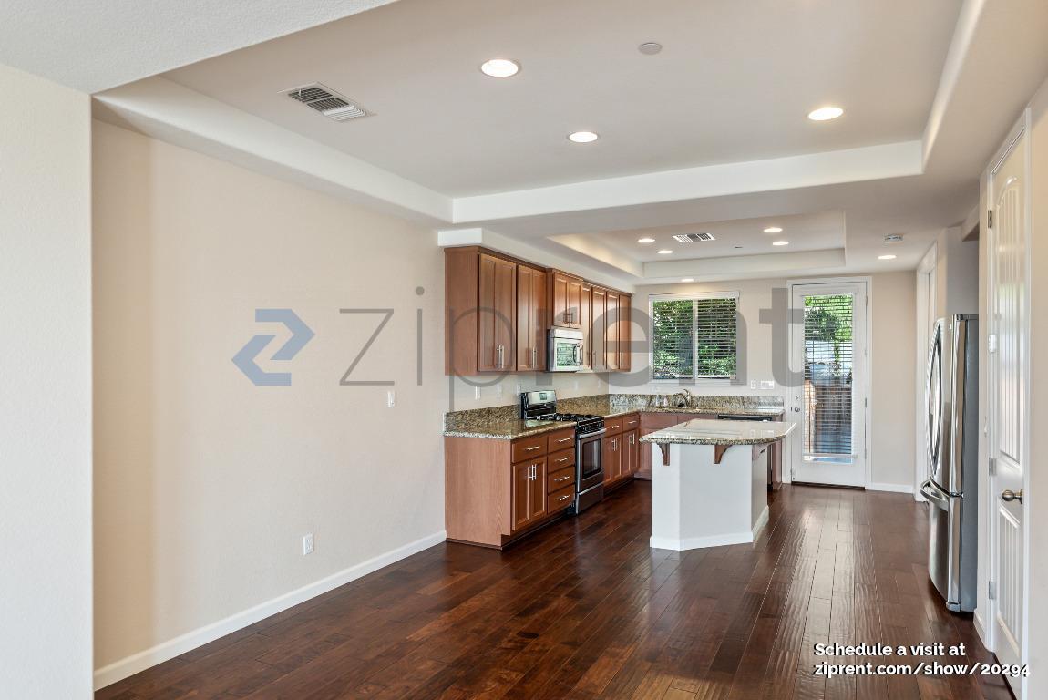 Building Photo - 6298 Rocky Point Ct