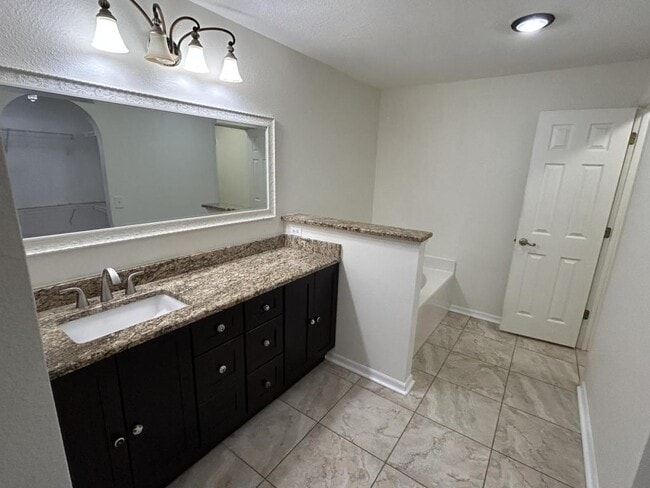 Building Photo - 3257 Helmel Ct