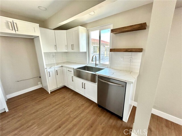 Building Photo - 6698 Mesquite Dr