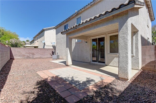 Building Photo - 10753 Pipers Cove Ln