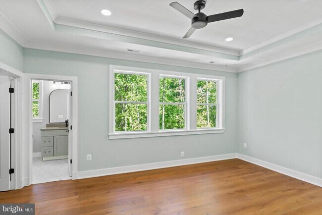 Building Photo - 11550 Henderson Rd