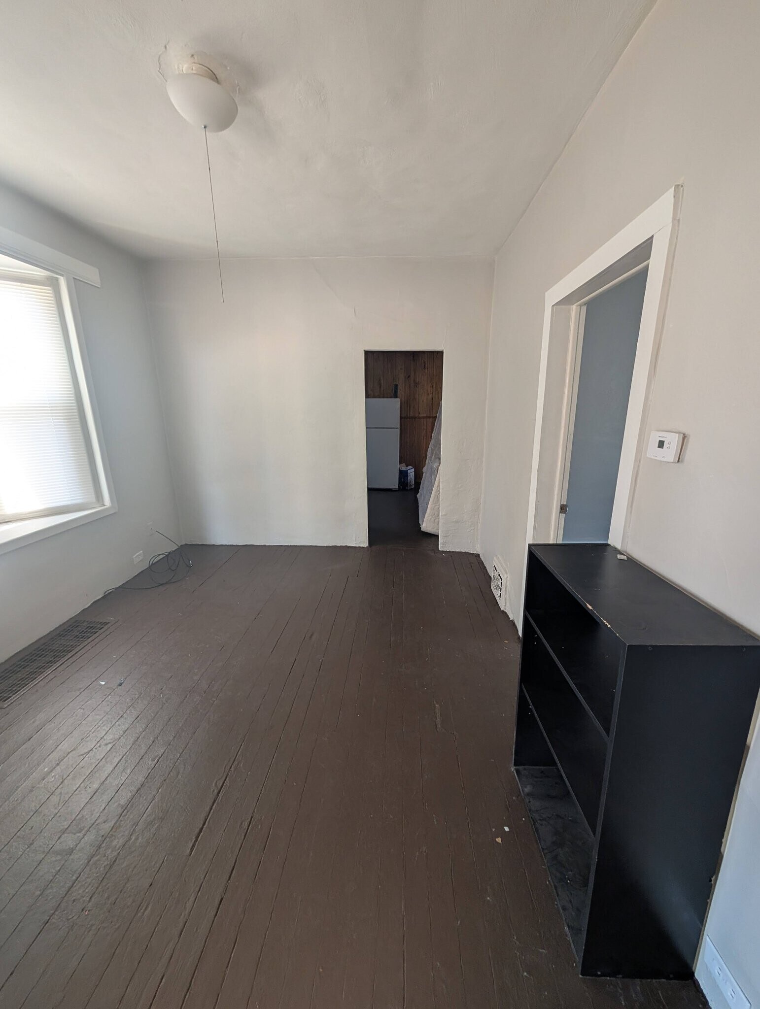 Building Photo - 2116 W Garden St