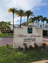 Building Photo - 9417 Fontainebleau Blvd