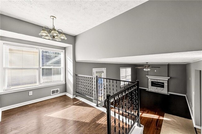 Building Photo - 1075 Forest Heights Rd