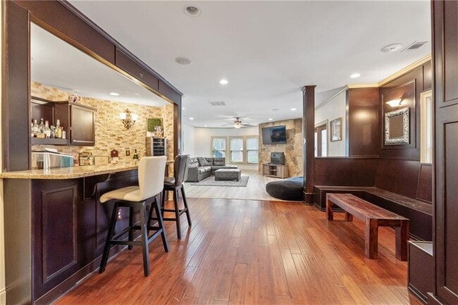 Building Photo - 2408 Winter Garden Pl