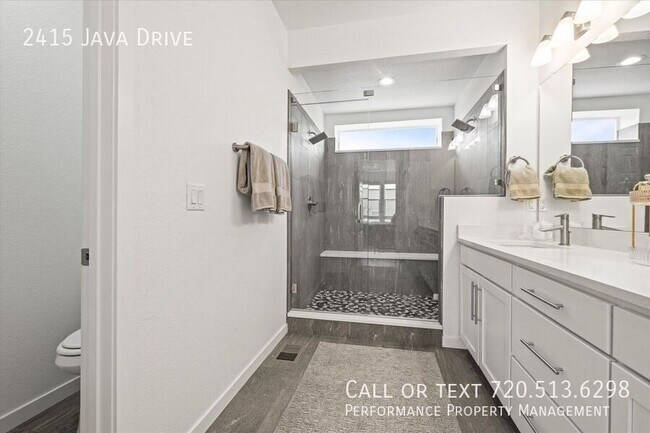 Building Photo - 2415 Java Dr