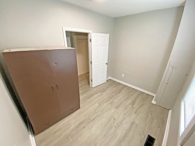 Building Photo - Home on Market