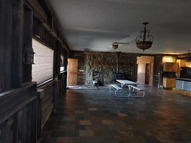 Building Photo - 256 E Fork Big Sandy Rd