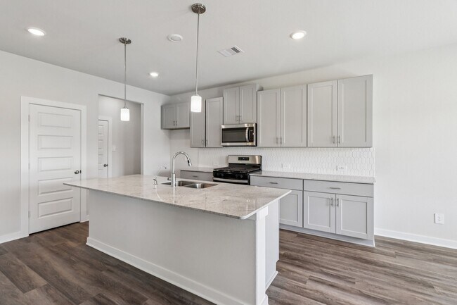 Building Photo - 2614 Wastelbread Ln