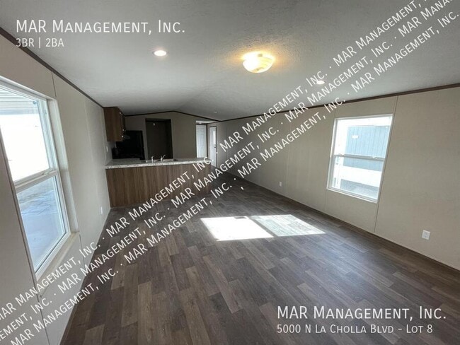Building Photo - 5000 N La Cholla Blvd