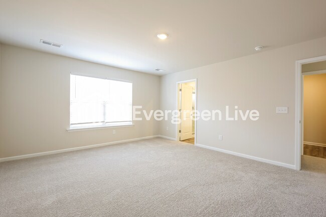 Building Photo - now