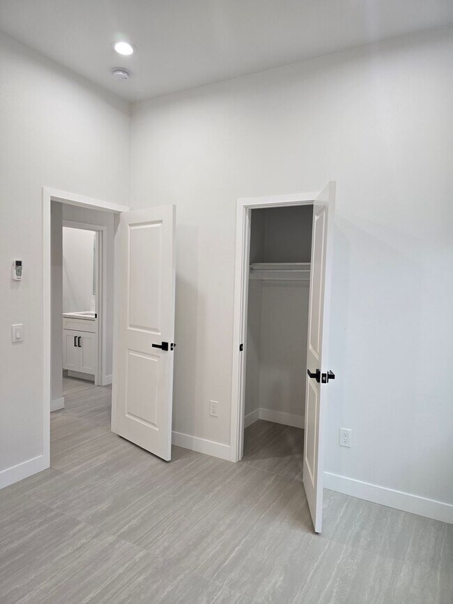 Building Photo - Beautiful cozy home in Garden Grove