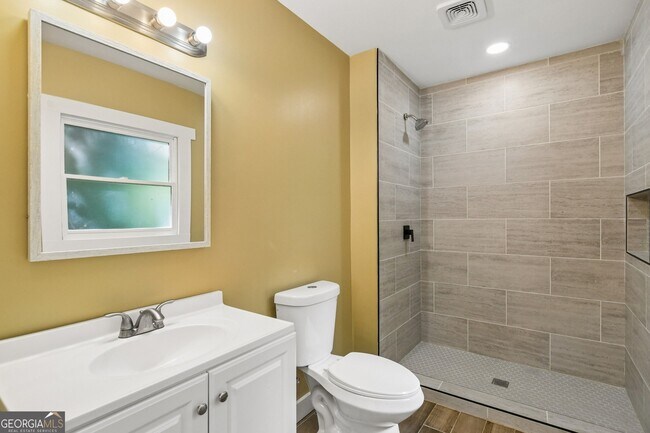 Building Photo - 2799 Brookcliff Landing NE