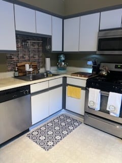 Building Photo - 32 N Albert St