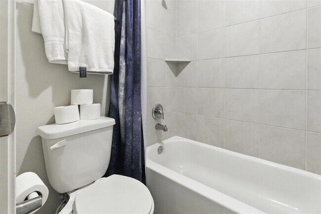 Building Photo - 24727 Allori Ct
