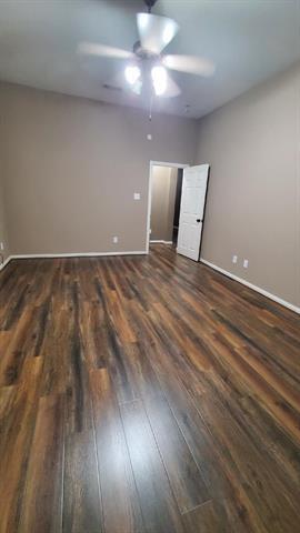 Building Photo - 2401 Eaton Dr