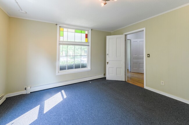 Building Photo - 2541 Aldrich Ave S