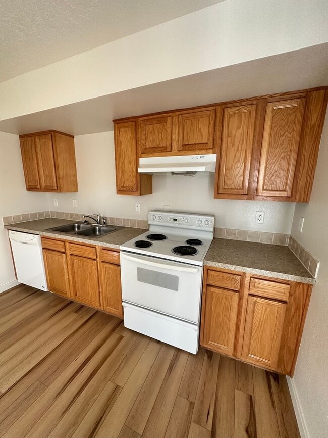 Building Photo - 3915 Washington Ave