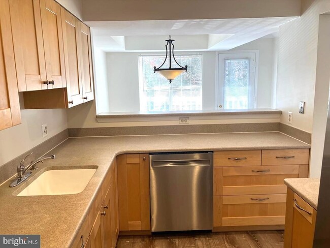 Building Photo - 10713 Hampton Mill Terrace