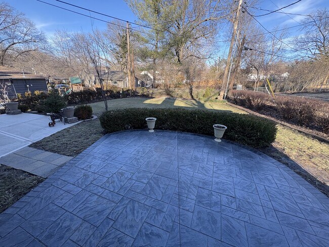 Building Photo - 5902 W 77th Terrace