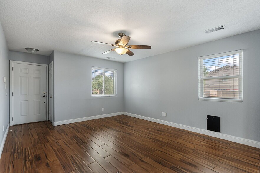 Living Room - 8201 Wolverine Dr NW
