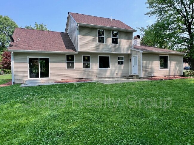 Building Photo - 195 Deming Ln