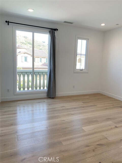 Building Photo - 20409 Esmerelda Ln