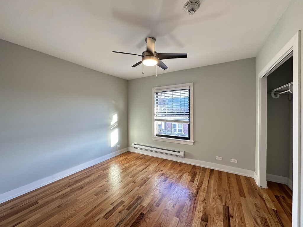 Building Photo - 822 Elm St