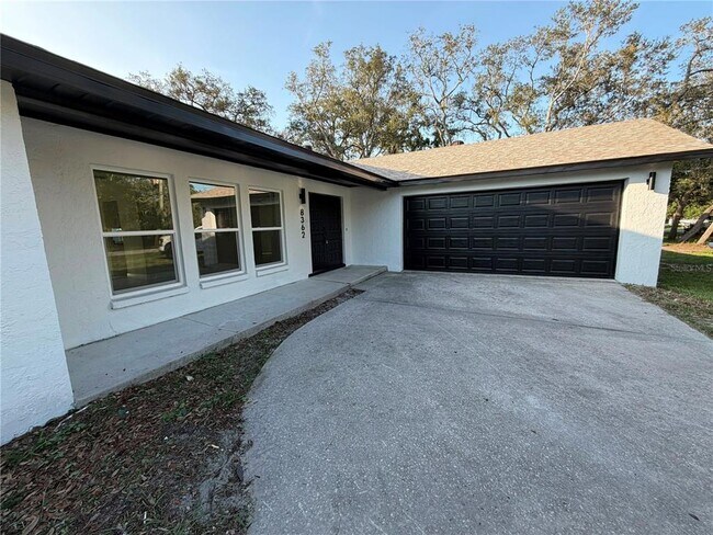 Building Photo - 8362 Tranquil Dr