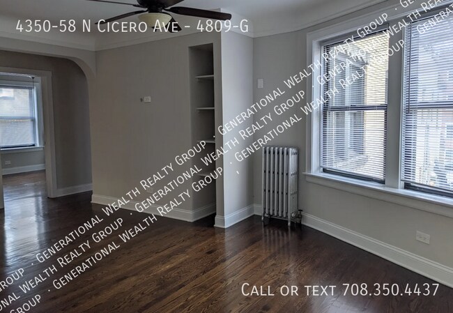 Building Photo - 4350 N Cicero Ave