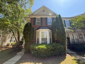 Building Photo - 3021 Parkersburg St
