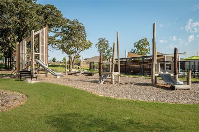 Building Photo - 2205 Redwing Dr