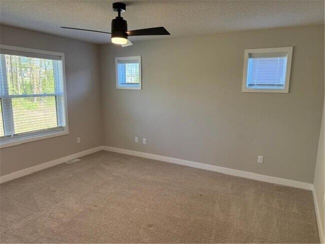 Building Photo - 10554 Robinwood Rd