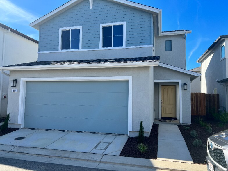 Building Photo - 431 Tandoori Wy