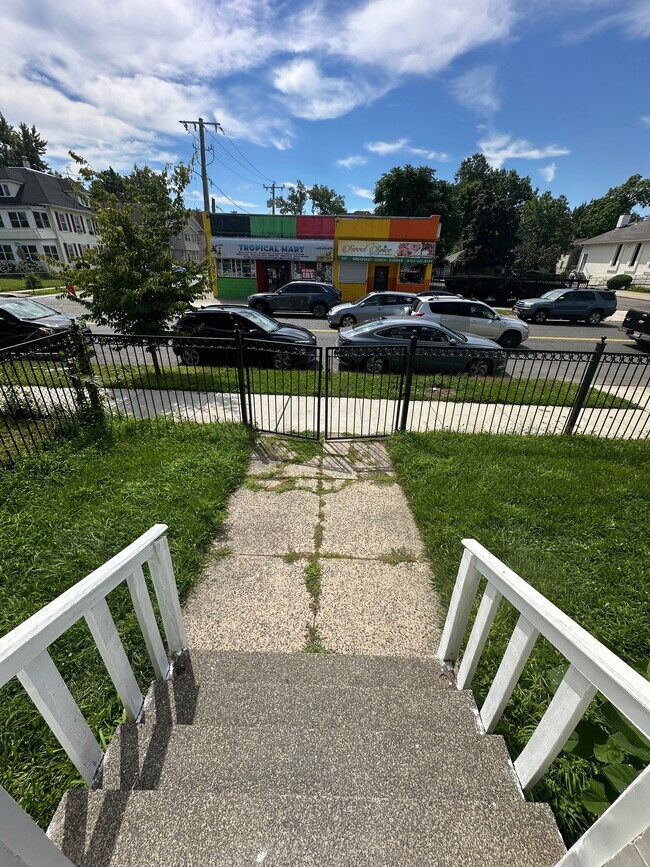 Building Photo - 342 Wilbraham Rd