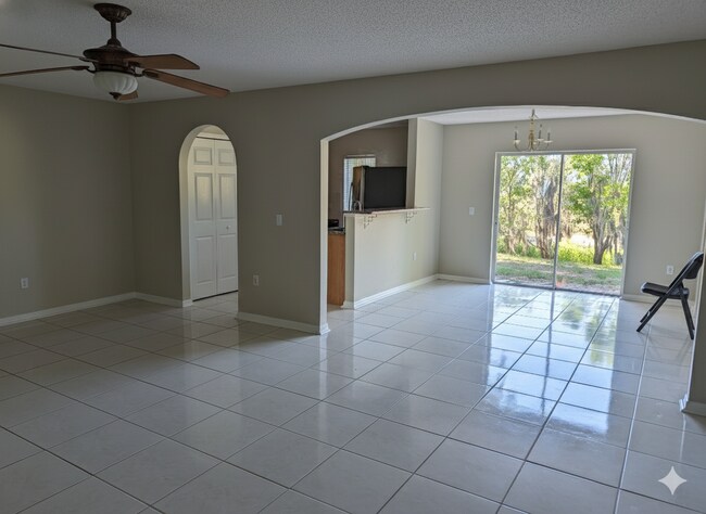 Primary Photo - 4630 Ashburn Square Dr