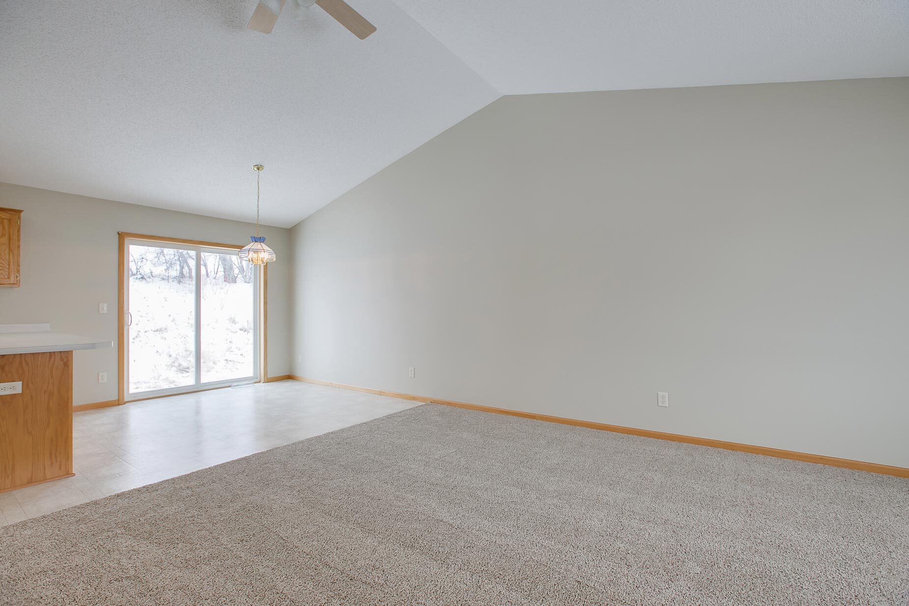 Living Room & Dining - 809 Quail Pkwy
