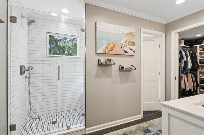 Building Photo - 2873 Briarcliff Rd NE