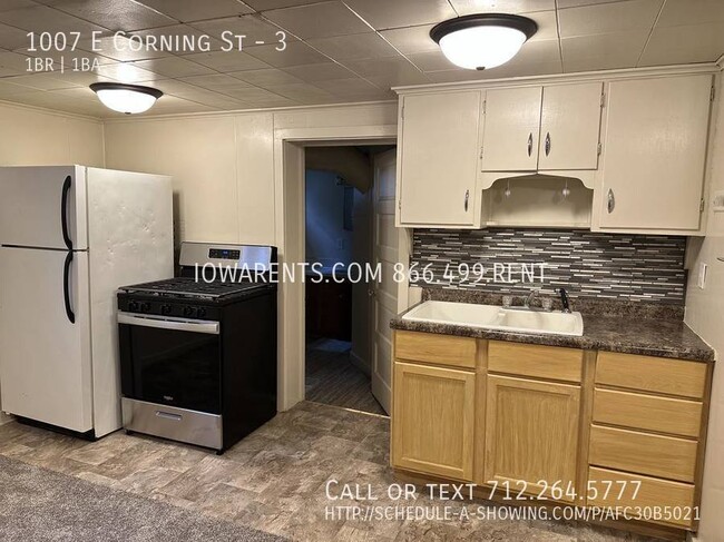 Building Photo - 1007 E Corning St