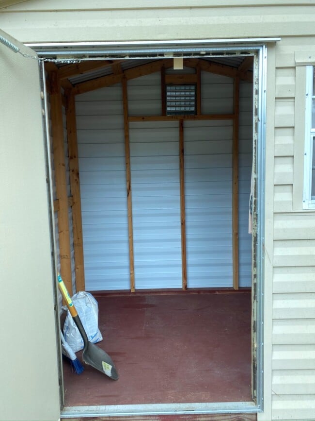 Building Photo - Home for Rent