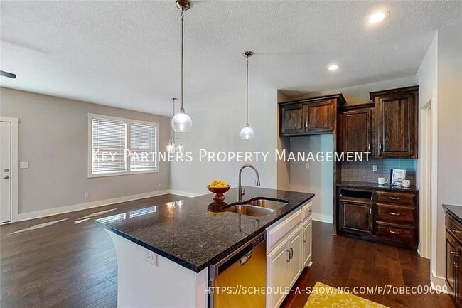 Building Photo - 16439 Blair-
